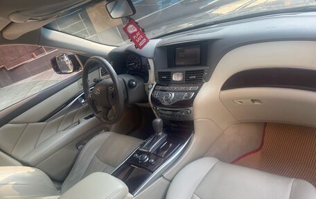 Infiniti Q70 I, 2015 год, 2 100 000 рублей, 4 фотография