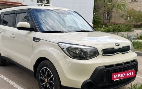 KIA Soul II рестайлинг, 2014 год, 1 000 050 рублей, 2 фотография