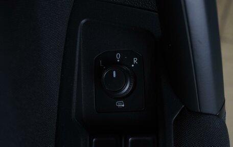 Volkswagen Tiguan II, 2018 год, 2 415 000 рублей, 12 фотография