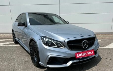 Mercedes-Benz E-Класс, 2015 год, 1 790 000 рублей, 2 фотография