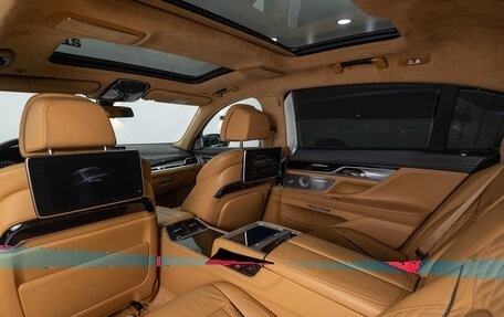 BMW 7 серия, 2016 год, 4 990 000 рублей, 24 фотография
