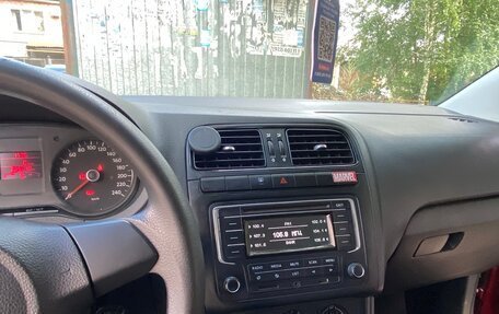 Volkswagen Polo VI (EU Market), 2010 год, 600 000 рублей, 6 фотография