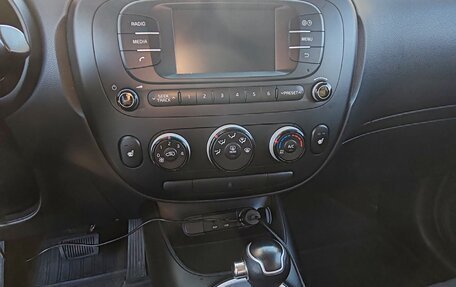 KIA Soul II рестайлинг, 2017 год, 1 298 000 рублей, 4 фотография