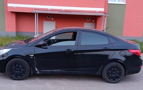 Hyundai Solaris II рестайлинг, 2011 год, 650 000 рублей, 3 фотография