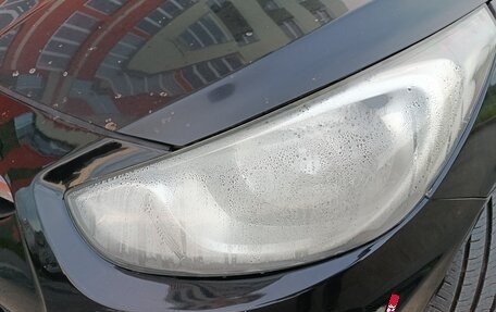 Hyundai Solaris II рестайлинг, 2011 год, 650 000 рублей, 28 фотография