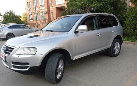 Volkswagen Touareg III, 2005 год, 900 000 рублей, 2 фотография