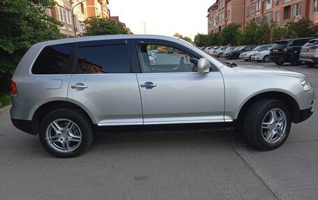 Volkswagen Touareg III, 2005 год, 900 000 рублей, 4 фотография