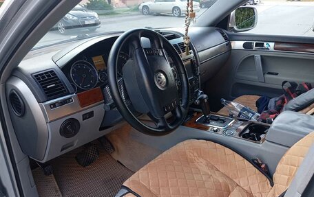 Volkswagen Touareg III, 2005 год, 900 000 рублей, 8 фотография