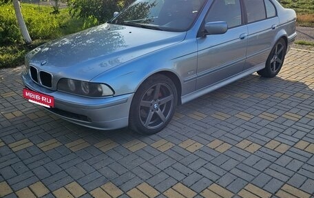 BMW 5 серия, 2003 год, 850 000 рублей, 2 фотография