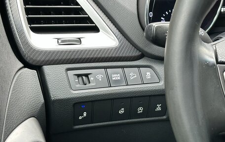 Hyundai Santa Fe III рестайлинг, 2017 год, 2 350 000 рублей, 22 фотография