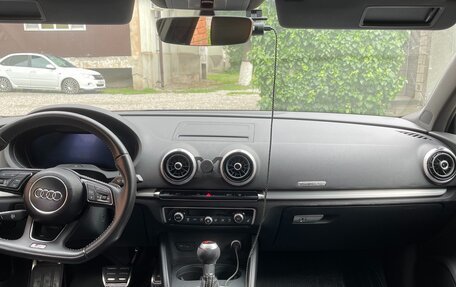 Audi S3, 2016 год, 2 600 000 рублей, 9 фотография