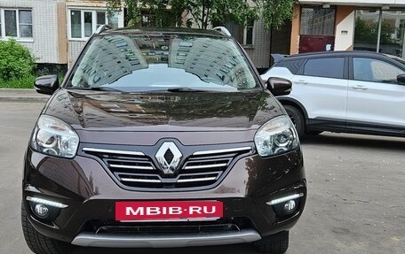 Renault Koleos I рестайлинг 2, 2013 год, 1 630 000 рублей, 2 фотография