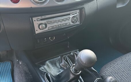 Mitsubishi L200 IV рестайлинг, 2013 год, 1 490 000 рублей, 9 фотография