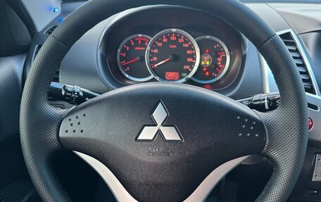 Mitsubishi L200 IV рестайлинг, 2013 год, 1 490 000 рублей, 16 фотография