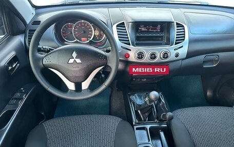 Mitsubishi L200 IV рестайлинг, 2013 год, 1 490 000 рублей, 15 фотография