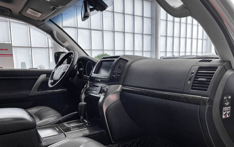 Toyota Land Cruiser 200, 2009 год, 2 970 000 рублей, 13 фотография
