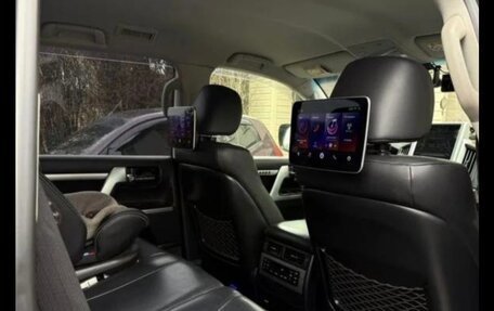 Toyota Land Cruiser 200, 2016 год, 5 700 000 рублей, 11 фотография