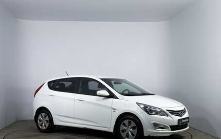 Hyundai Solaris II рестайлинг, 2016 год, 890 000 рублей, 3 фотография