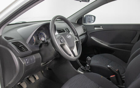 Hyundai Solaris II рестайлинг, 2016 год, 890 000 рублей, 10 фотография