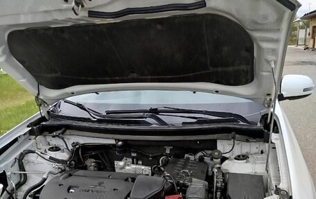 Mitsubishi Outlander III рестайлинг 3, 2013 год, 1 450 000 рублей, 2 фотография