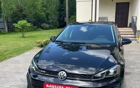 Volkswagen Golf VII, 2017 год, 2 050 000 рублей, 2 фотография