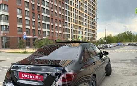 Mercedes-Benz E-Класс, 2017 год, 3 500 000 рублей, 7 фотография