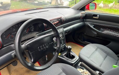 Audi A4, 1995 год, 250 000 рублей, 7 фотография