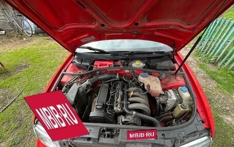 Audi A4, 1995 год, 250 000 рублей, 8 фотография