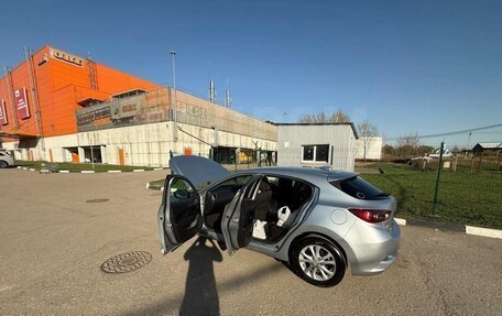 Mazda Axela, 2016 год, 1 300 000 рублей, 4 фотография