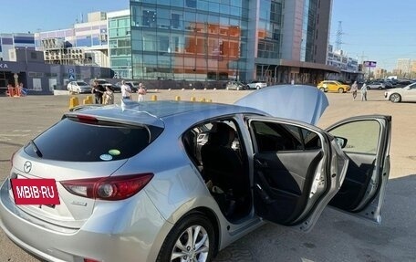 Mazda Axela, 2016 год, 1 300 000 рублей, 8 фотография