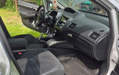 Honda Civic VIII, 2009 год, 900 000 рублей, 23 фотография