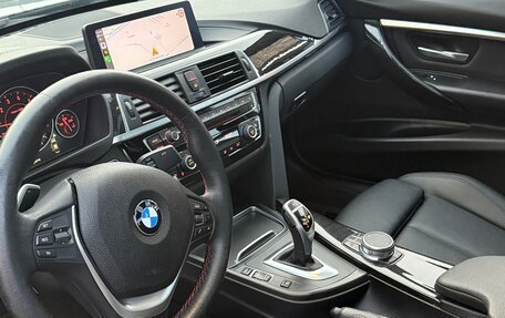 BMW 3 серия, 2018 год, 2 300 000 рублей, 13 фотография