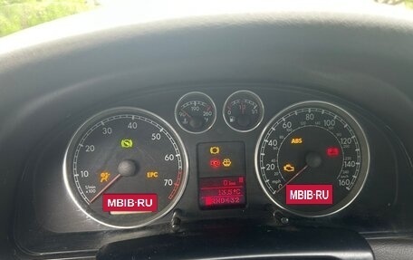 Volkswagen Passat B5+ рестайлинг, 2002 год, 330 000 рублей, 12 фотография