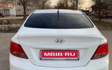 Hyundai Solaris II рестайлинг, 2014 год, 950 000 рублей, 6 фотография