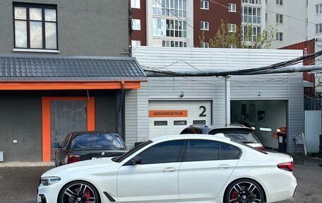 BMW 5 серия, 2019 год, 6 150 000 рублей, 2 фотография