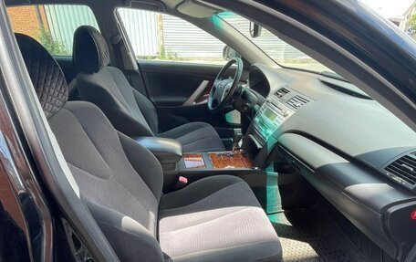 Toyota Camry, 2011 год, 1 300 000 рублей, 3 фотография