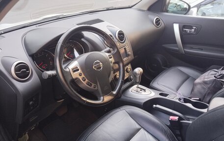 Nissan Qashqai, 2010 год, 950 000 рублей, 3 фотография