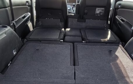 Toyota Wish II, 2005 год, 900 000 рублей, 18 фотография