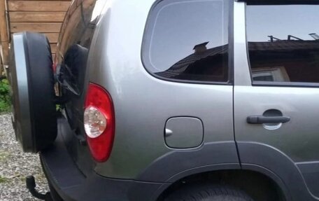 Chevrolet Niva I рестайлинг, 2012 год, 695 000 рублей, 4 фотография