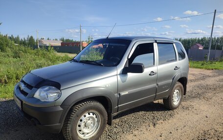 Chevrolet Niva I рестайлинг, 2013 год, 470 000 рублей, 2 фотография