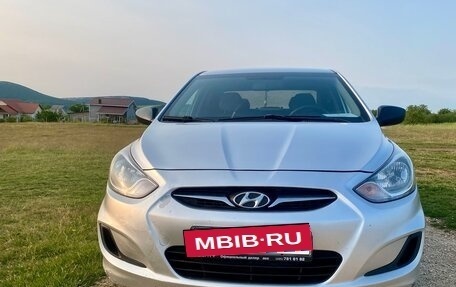 Hyundai Solaris II рестайлинг, 2013 год, 801 000 рублей, 5 фотография