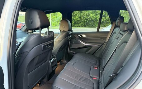 BMW X5, 2019 год, 7 950 000 рублей, 11 фотография