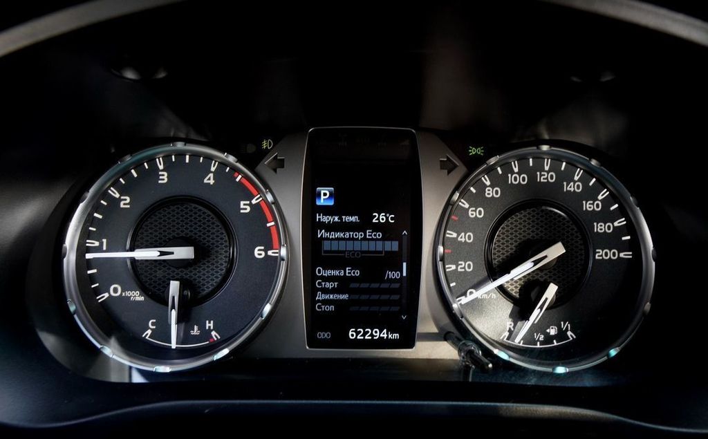 Toyota Hilux, 2020 год, 5 490 000 рублей, 15 фотография
