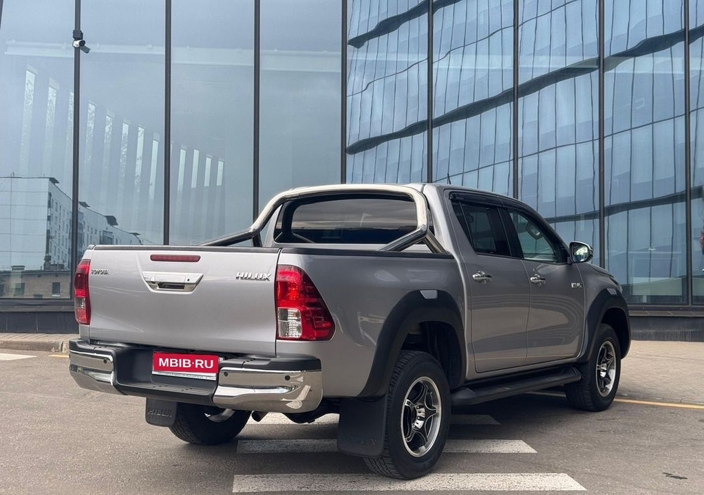 Toyota Hilux, 2020 год, 5 490 000 рублей, 7 фотография