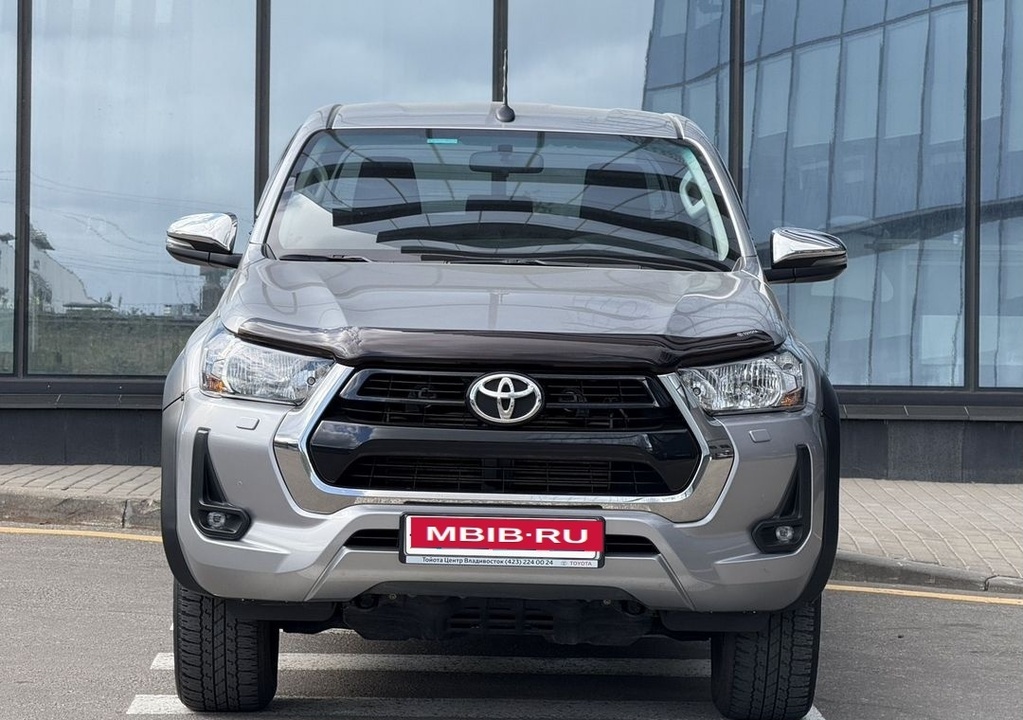 Toyota Hilux, 2020 год, 5 490 000 рублей, 2 фотография