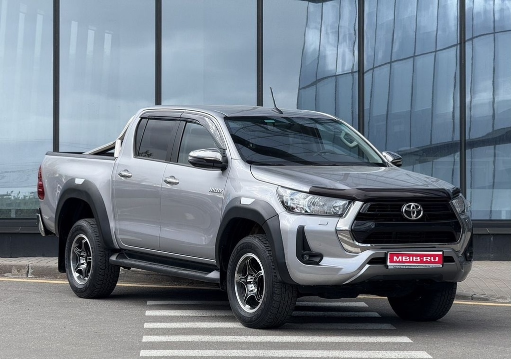 Toyota Hilux, 2020 год, 5 490 000 рублей, 1 фотография