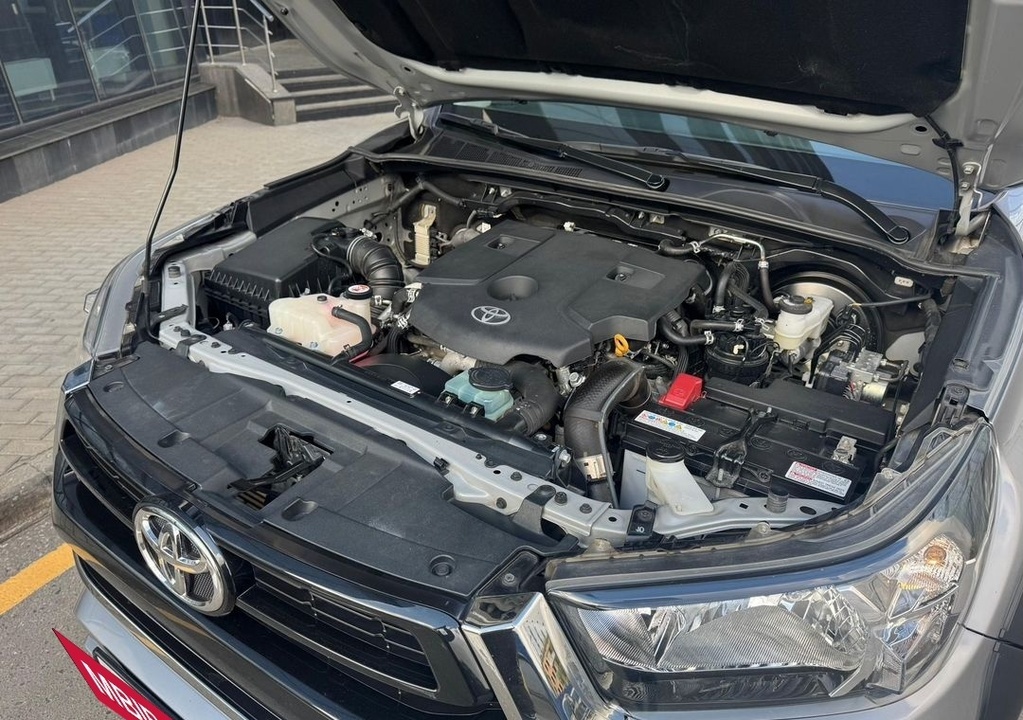 Toyota Hilux, 2020 год, 5 490 000 рублей, 37 фотография