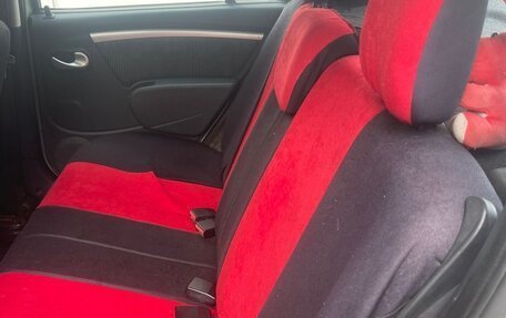 Renault Sandero I, 2011 год, 330 000 рублей, 4 фотография