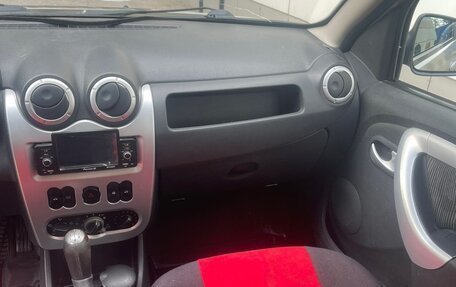 Renault Sandero I, 2011 год, 330 000 рублей, 3 фотография
