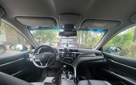 Toyota Camry, 2020 год, 2 850 000 рублей, 9 фотография